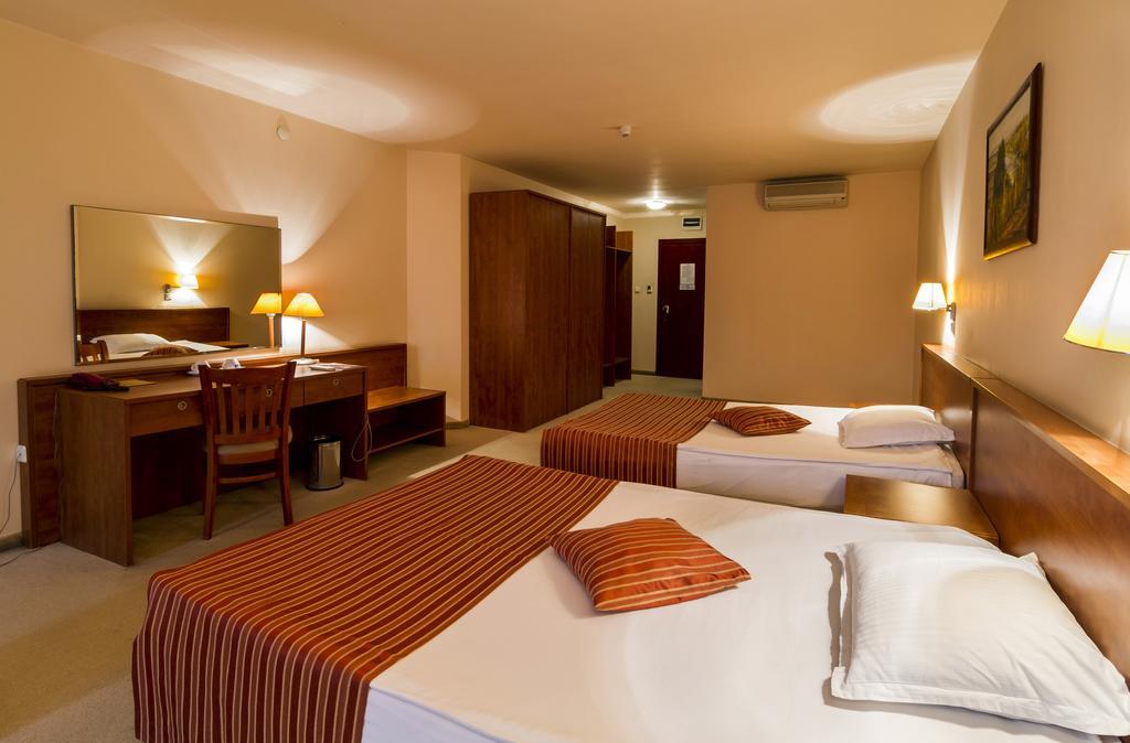 Plaza Hotel Varna Ngoại thất bức ảnh