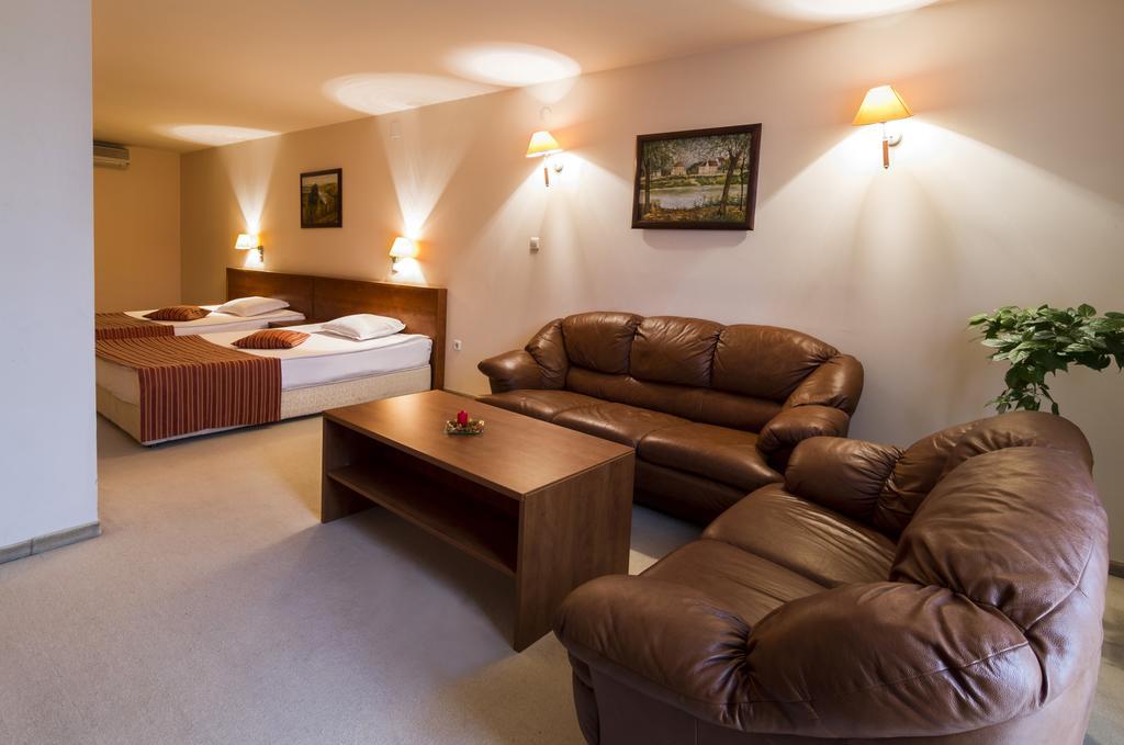 Plaza Hotel Varna Ngoại thất bức ảnh