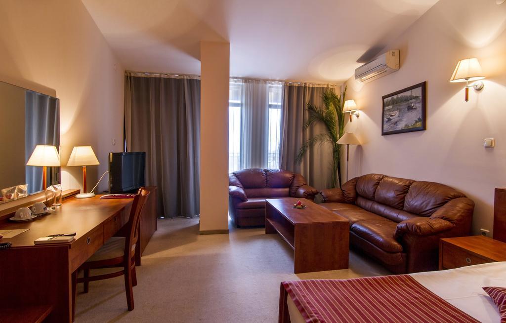 Plaza Hotel Varna Ngoại thất bức ảnh
