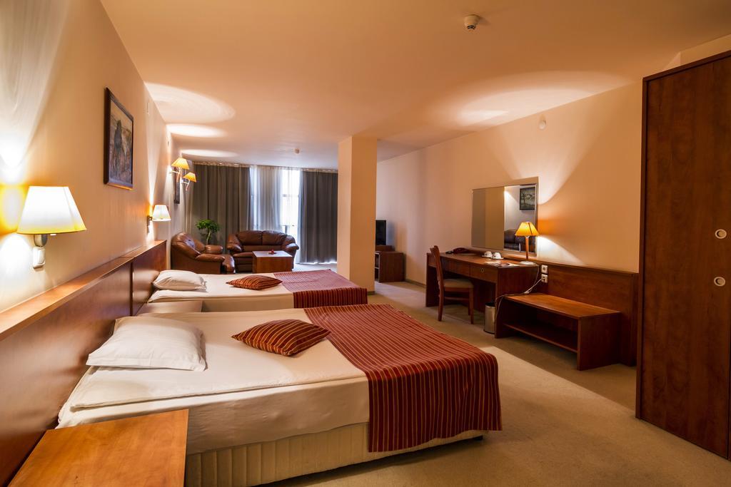 Plaza Hotel Varna Ngoại thất bức ảnh