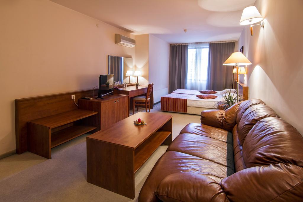Plaza Hotel Varna Ngoại thất bức ảnh