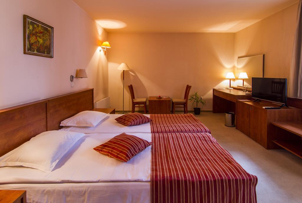 Plaza Hotel Varna Ngoại thất bức ảnh