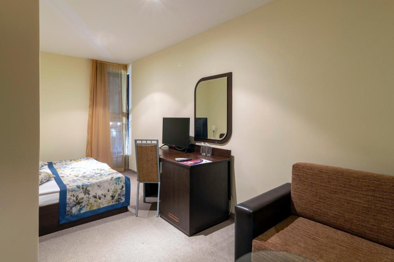Plaza Hotel Varna Ngoại thất bức ảnh